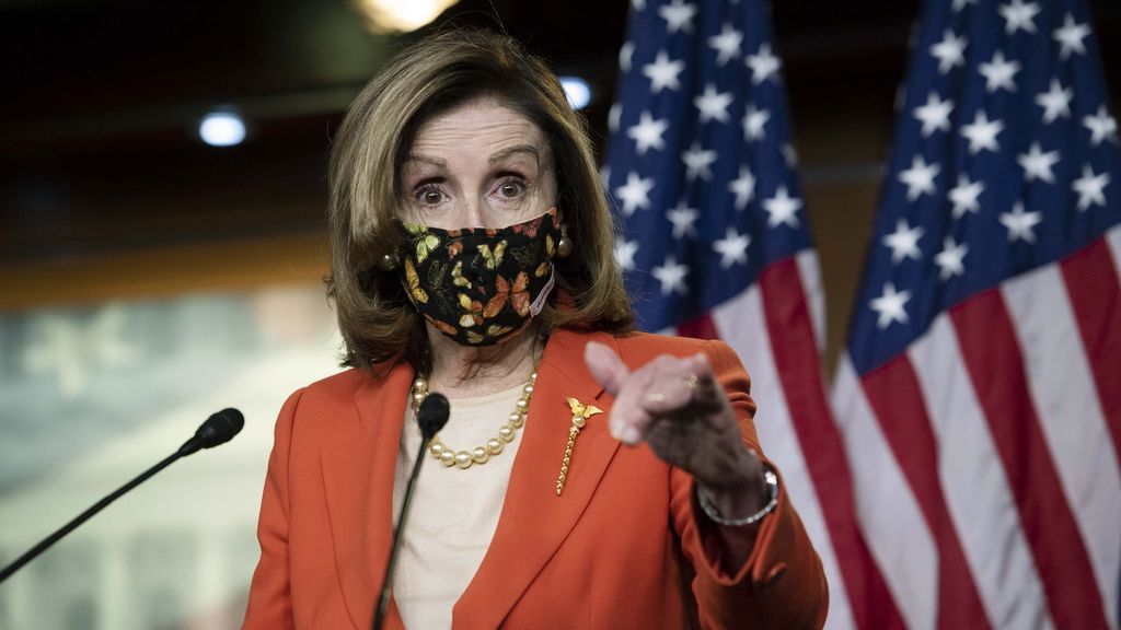 Detienen a una mujer que pretendía vender a los servicios secretos rusos un portátil robado a Nancy Pelosi Detienen a una mujer que pretendía vender a los servicios secretos rusos un portátil robado a Nancy Pelosi