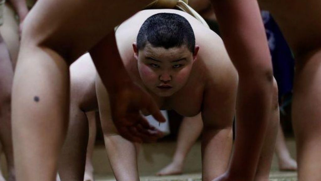 Así entrena Kyuta, el niño de 10 años con 85 kilos que aspira a estrella del sumo