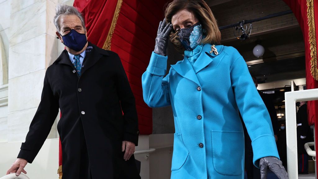 Nancy Pelosi y su marido, en la toma de posesión de Joe Biden