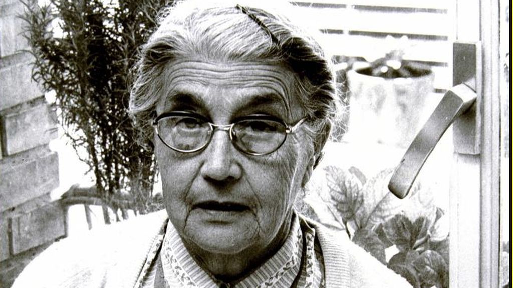 Diez palabras para recordar a María Moliner, la bibliotecaria que creo el 'Diccionario de uso español' Diez palabras para recordar a María Moliner, la bibliotecaria que creo el 'Diccionario de uso español'
