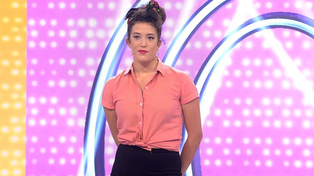 Cristina tiene 28 años