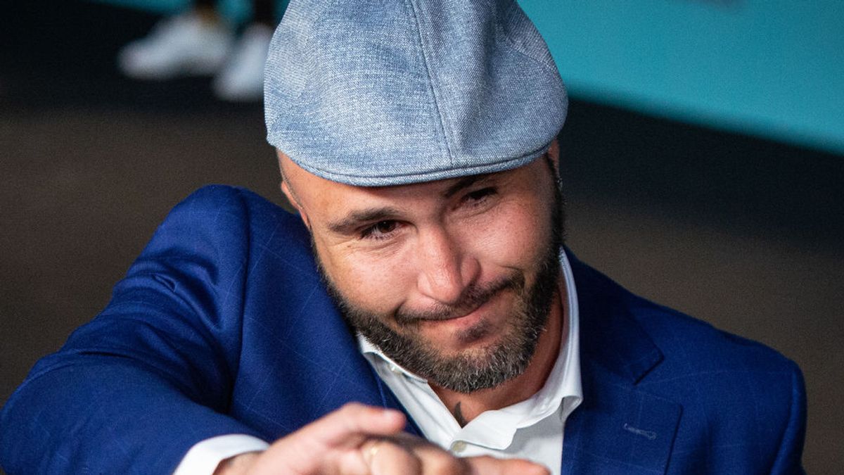 Kiko Rivera: "He borrado el teléfono de mi madre, no quiero su apellido ni con agua caliente" Kiko Rivera: "He borrado el teléfono de mi madre, no quiero su apellido ni con agua caliente"