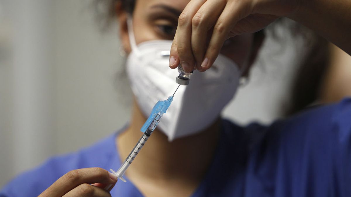 El pulso de Pfizer por las dosis pone en peligro el ritmo de vacunación en la UE El pulso de Pfizer por las dosis pone en peligro el ritmo de vacunación en la UE