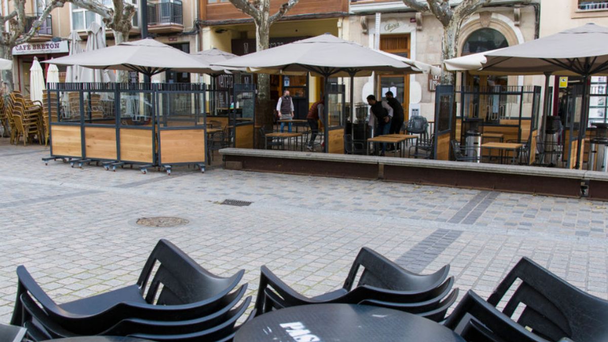 El 13% de negocios de hostelería no ha rescatado del ERTE a ningún trabajador y un tercio ha hecho despidos El 13% de negocios de hostelería no ha rescatado del ERTE a ningún trabajador y un tercio ha hecho despidos