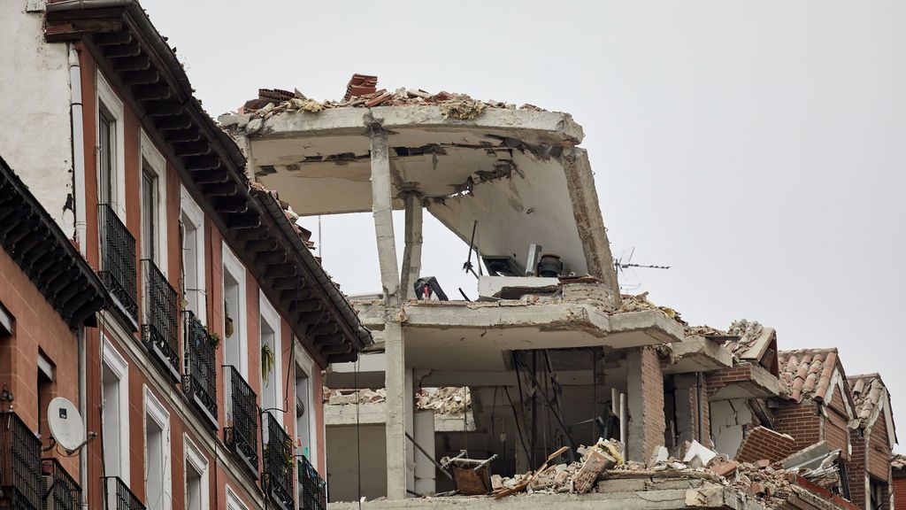 Sin paredes ni ventanas: la explosión del edificio de la calle Toledo de Madrid, desde una casa destruida Sin paredes ni ventanas: la explosión del edificio de la calle Toledo de Madrid, desde una casa destruida