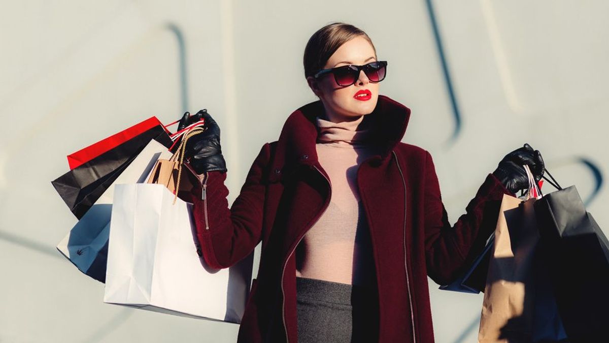 Cinco apps de moda para irte de compras sin necesidad de moverte de tu sofá