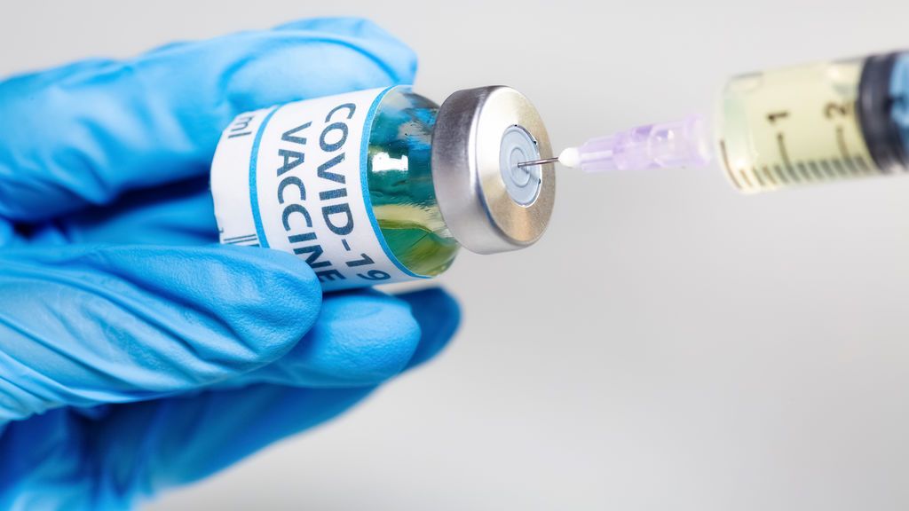 El Serum Institute produce las vacunas covid de AstraZeneca y Oxford.
