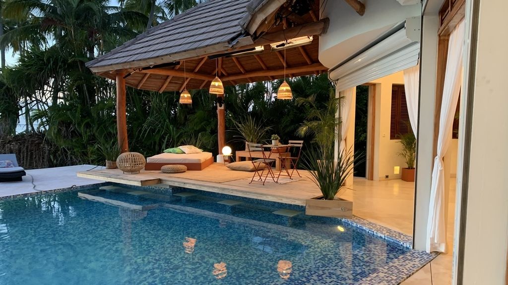 Así es Villa Playa por dentro, la espectacular casa donde viven los chicos junto a las solteras