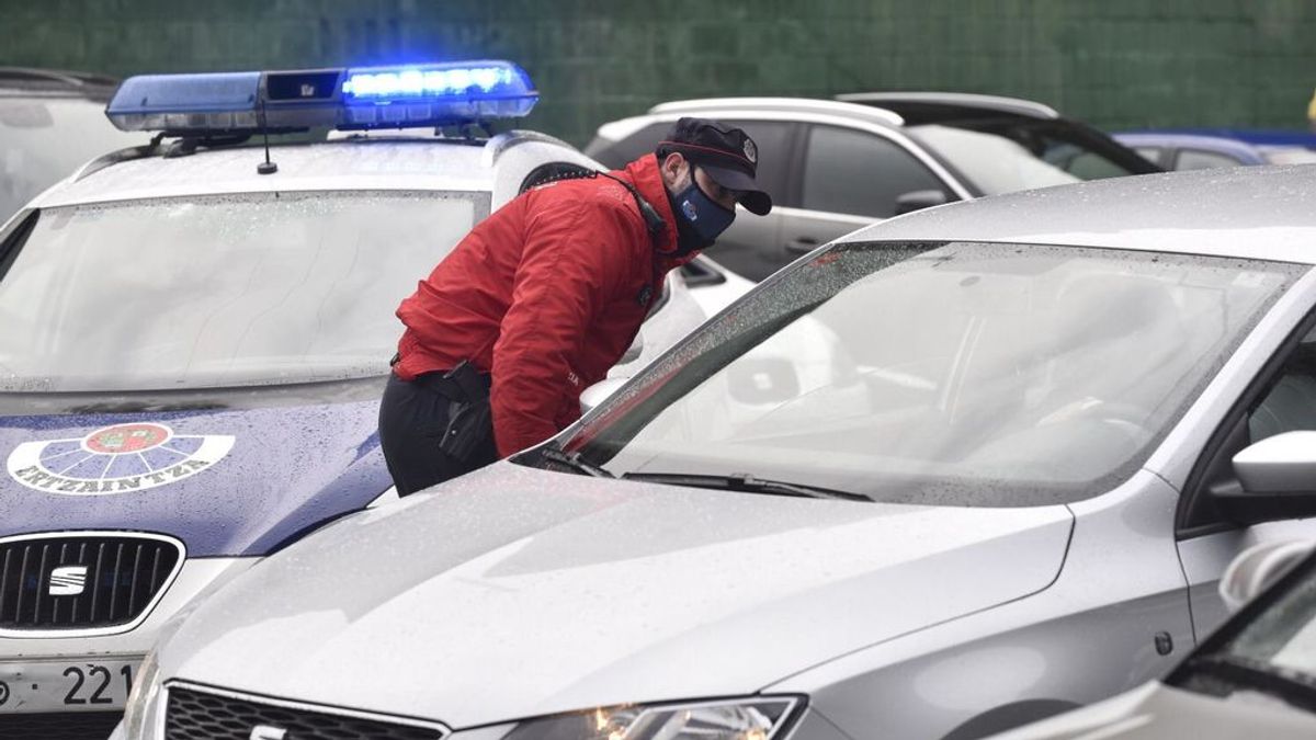 Euskadi en alerta roja: confina municipios y cierra comercios a las 19 horas Euskadi en alerta roja: confina municipios y cierra comercios a las 19 horas