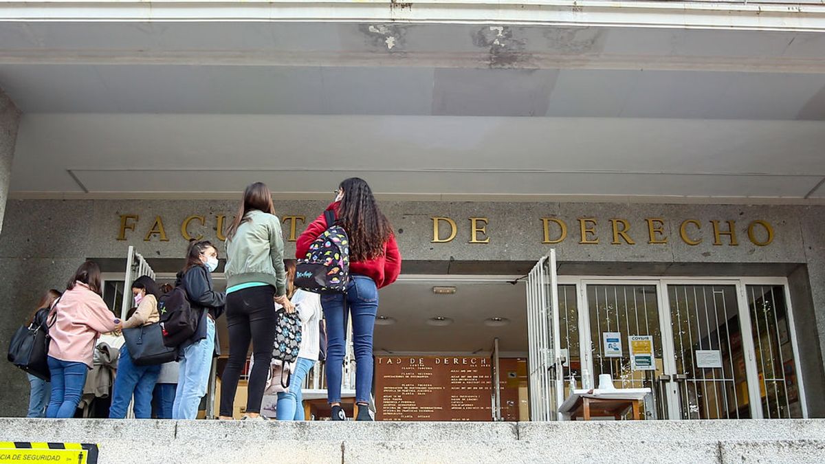 Jóvenes con empleos precarios, los más golpeados por la crisis del coronavirus Jóvenes con empleos precarios, los más golpeados por la crisis del coronavirus