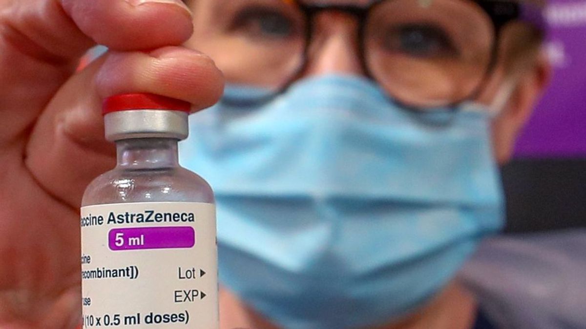 España solo recibirá la mitad de las dosis previstas de AstraZeneca y Oxford España solo recibirá la mitad de las dosis previstas de AstraZeneca y Oxford