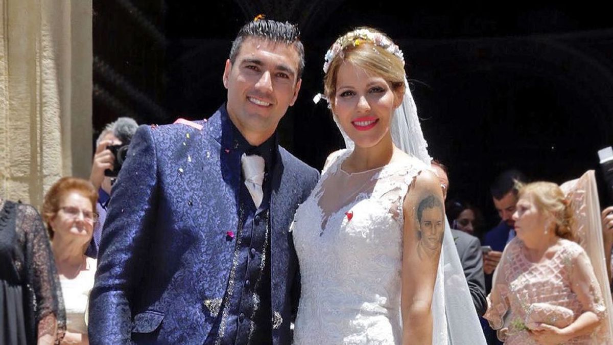 La viuda de Reyes recuerda el día de su boda: "Siguiendo tus consejos" La viuda de Reyes recuerda el día de su boda: "Siguiendo tus consejos"