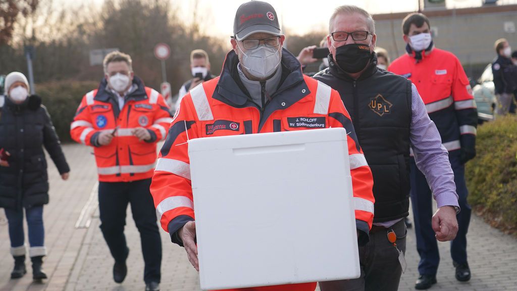 Alemania se prepara para posibles ataques contra centros de vacunación y líneas de suministro Alemania se prepara para posibles ataques contra centros de vacunación y líneas de suministro