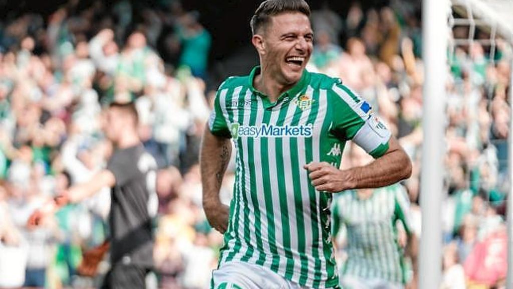A Joaquín no le pesan los años: la exhibición para rescatar al Betis