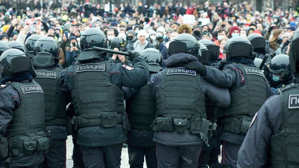 La oposición rusa convoca más protestas para pedir la liberación de Navalni y Putin niega ser propietario de un palacio La oposición rusa convoca más protestas para pedir la liberación de Navalni y Putin niega ser propietario de un palacio