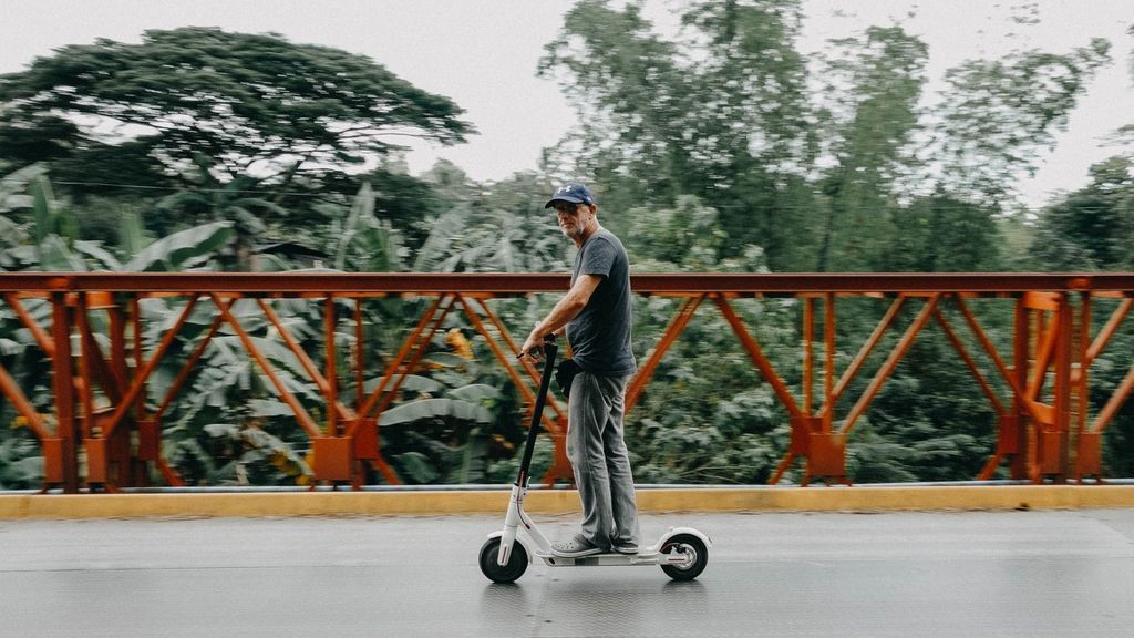 Audi y otras marcas de vehículos que se lanzan al mundo del patinete urbano