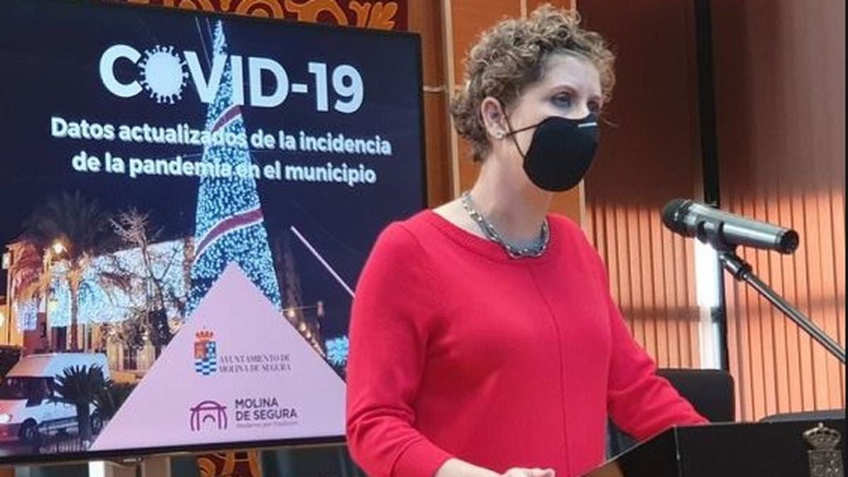 La alcaldesa de Molina de Segura dimite por vacunarse contra el covid saltándose el protocolo