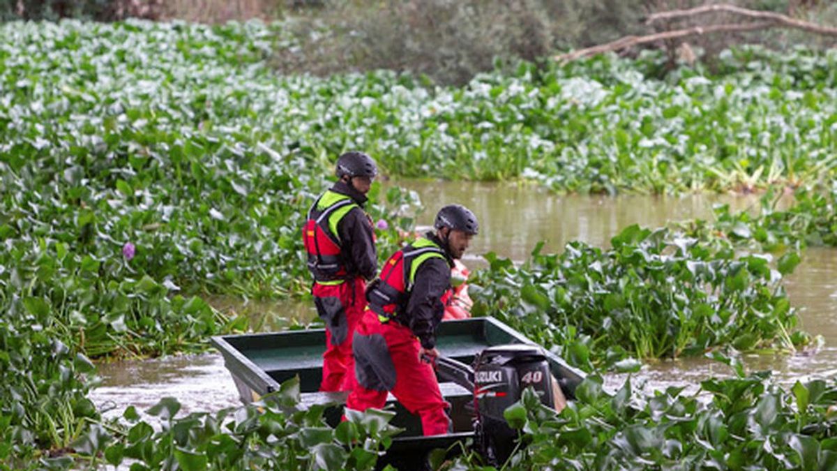 Dos muertos y un desaparecido al volcar una lancha en el río Guadiana