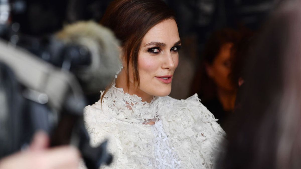 La actriz Keira Knightley se niega a rodar escenas de cama si el director es un hombre: "Todos gruñen" La actriz Keira Knightley se niega a rodar escenas de cama si el director es un hombre: "Todos gruñen"