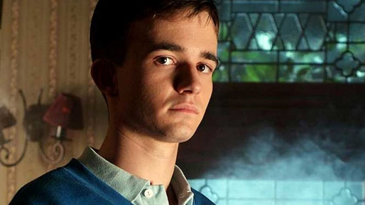 Un actor de 'El internado', acosado desde hace 10 años por su papel de malo en la serie Un actor de 'El internado', acosado desde hace 10 años por su papel de malo en la serie