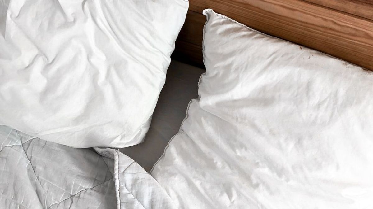 Dulces sueños: cómo lavar la almohada de plumas en casa