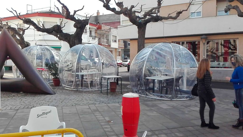 Tomar cañas en un iglú, la alternativa en tiempos de covid