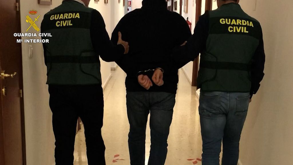 La Guardia Civil detiene en Huelva a uno de los prófugos más buscados de España La Guardia Civil detiene en Huelva a uno de los prófugos más buscados de España
