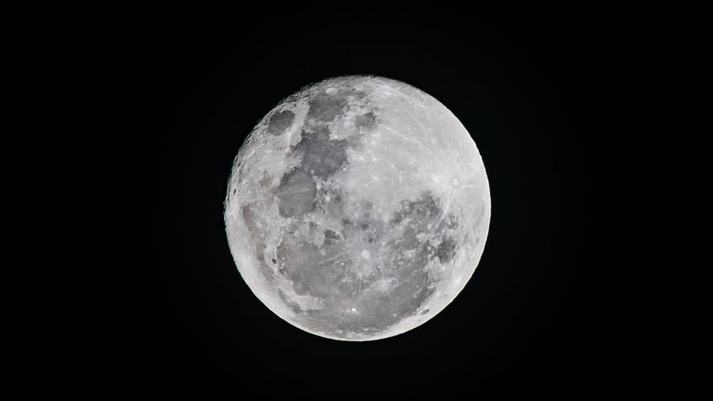 Curiosidades de la Luna Curiosidades de la Luna