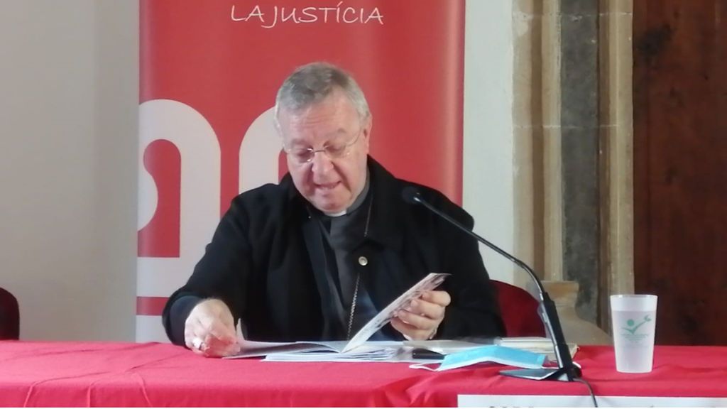 El obispo de Mallorca recibe la segunda dosis de la vacuna de la covid tras pedir perdón en la primera El obispo de Mallorca recibe la segunda dosis de la vacuna de la covid tras pedir perdón en la primera
