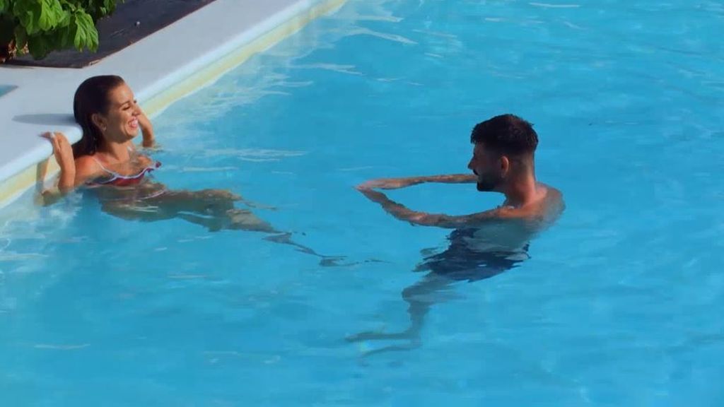 Marina e Isaac, cada vez más cerca