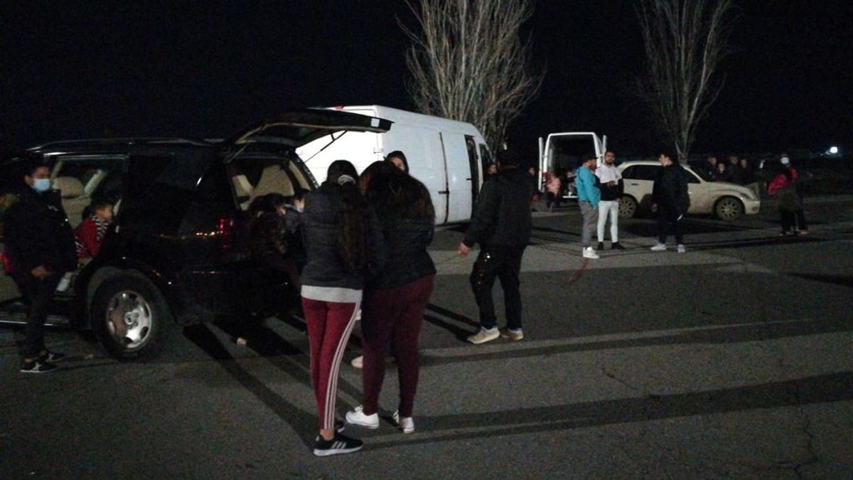 Cuatro nuevos terremotos sacuden Granada y los vecinos salen a la calle Cuatro nuevos terremotos sacuden Granada y los vecinos salen a la calle