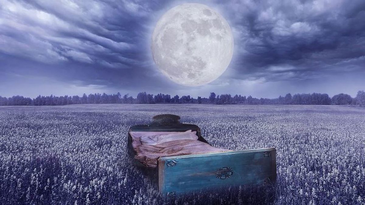 Esta noche hay luna llena: un estudio acaba de demostrar que sus fases afectan a nuestro sueño