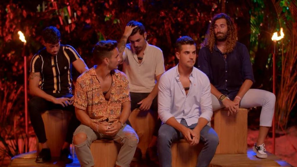 Los chicos en la hoguera