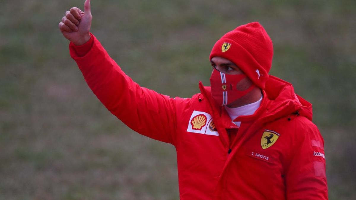 Carlos Sainz, ambicioso en sus primeros días con Ferrari: "Mi objetivo es el título" Carlos Sainz, ambicioso en sus primeros días con Ferrari: "Mi objetivo es el título"