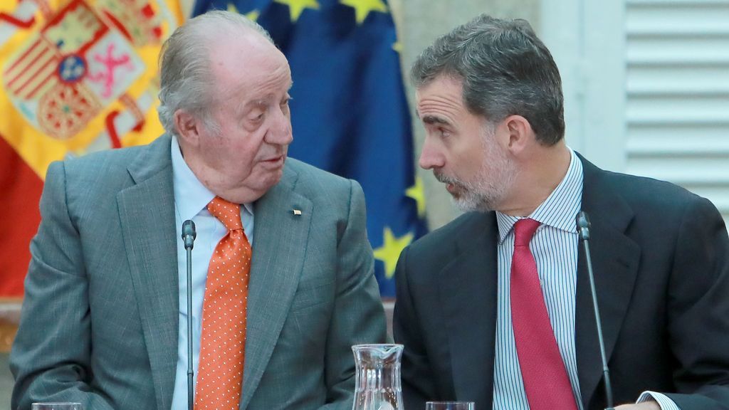 Por primera vez la Casa Real deja sin sueldo al rey emérito en sus presupuestos Por primera vez la Casa Real deja sin sueldo al rey emérito en sus presupuestos