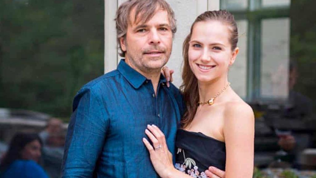 Indignación en Canadá contra el 'millonario egoísta' que recibió una vacuna destinada a los pueblos indígenas Indignación en Canadá contra el 'millonario egoísta' que recibió una vacuna destinada a los pueblos indígenas