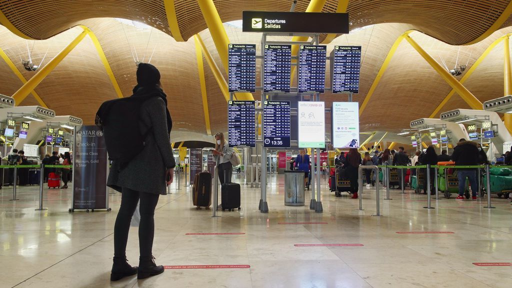 España prorroga por tercera vez la limitación de vuelos y buques con Reino Unido hasta el 16 de febrero España prorroga por tercera vez la limitación de vuelos y buques con Reino Unido hasta el 16 de febrero