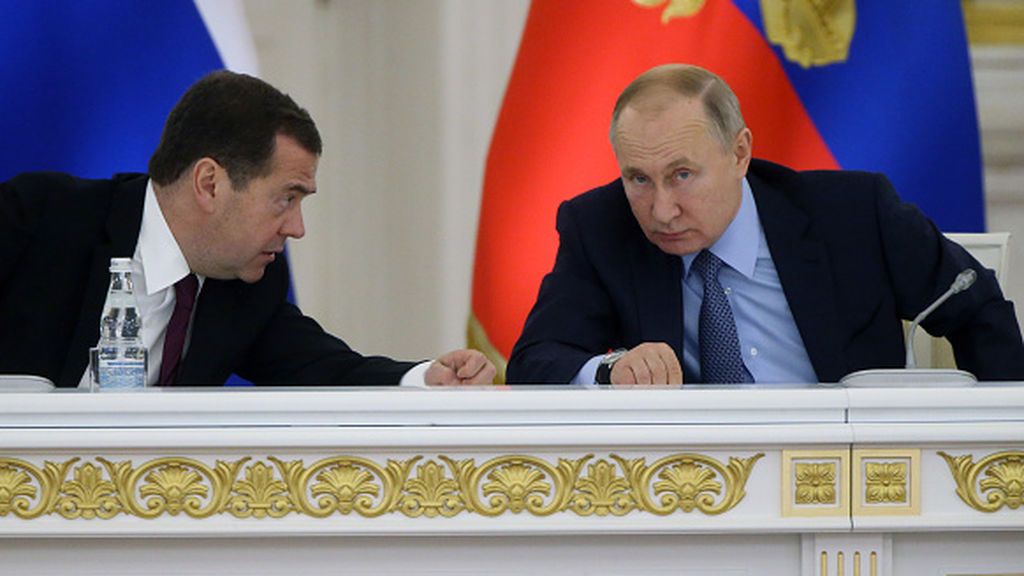 Rusia podría "ralentizar" el tráfico o "suspender" redes sociales "inamistosas" Rusia podría "ralentizar" el tráfico o "suspender" redes sociales "inamistosas"