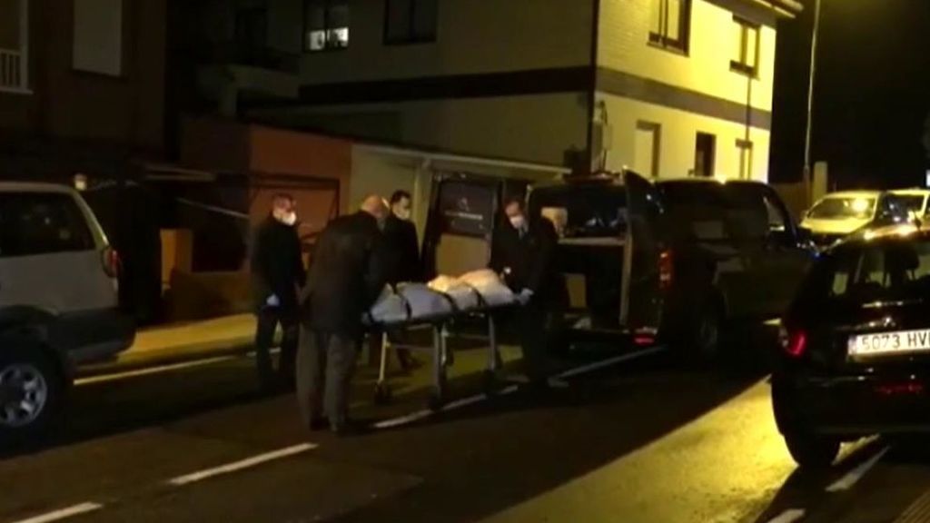 Encuentra el cadáver maniatado de su amigo en su domicilio de Pontevedra: investigan las causas de la muerte