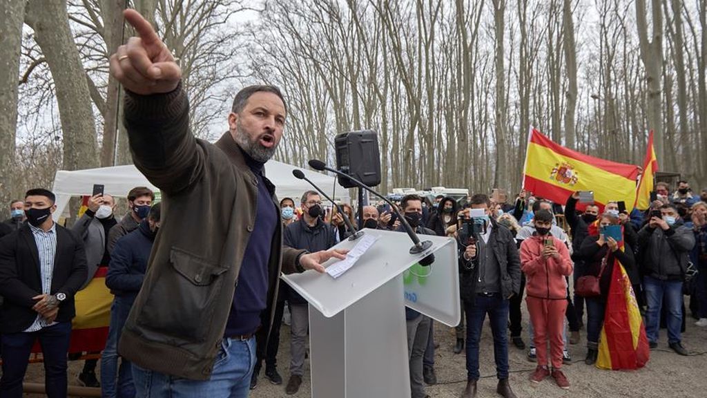 Vox asegura que los votantes del PP no entienden los ataques de Casado a su partido: "Es miserable" Vox asegura que los votantes del PP no entienden los ataques de Casado a su partido: "Es miserable"