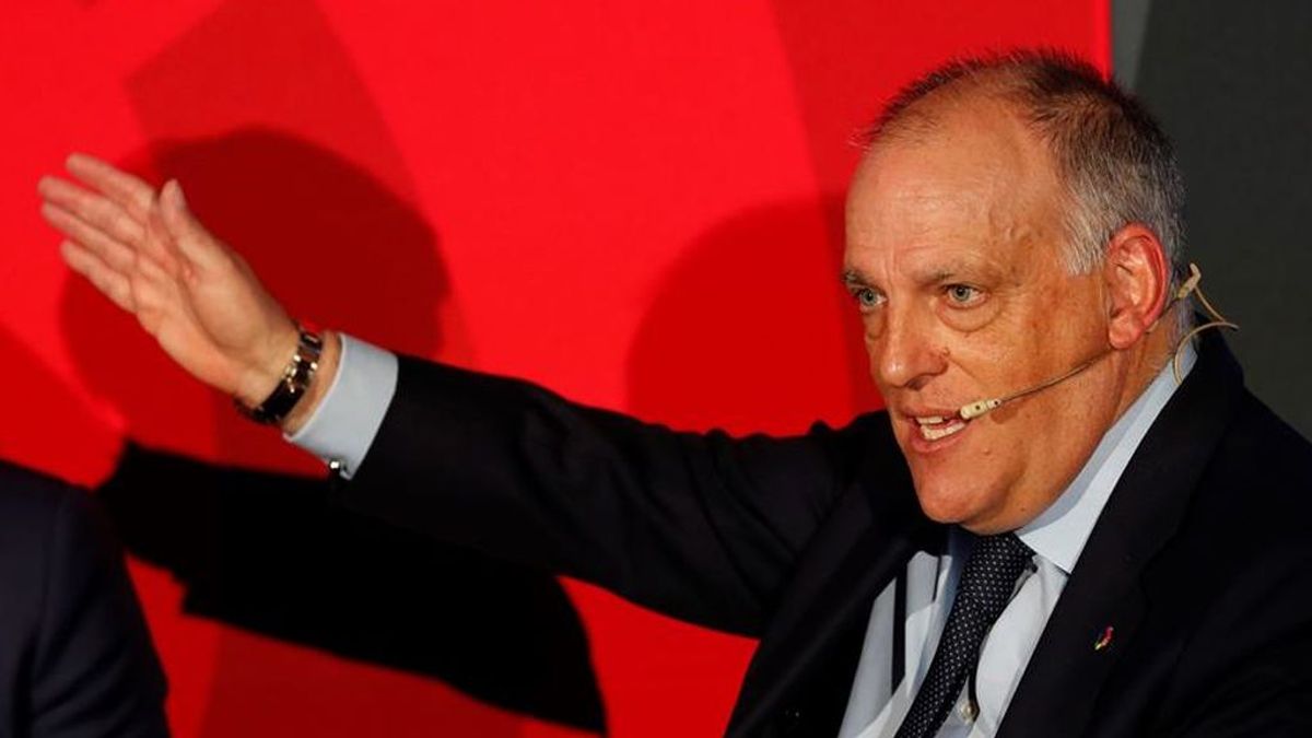 Tebas: "Si en febrero caen los contagios puede que abril o mayo haya público en los estadios de fútbol" Tebas: "Si en febrero caen los contagios puede que abril o mayo haya público en los estadios de fútbol"