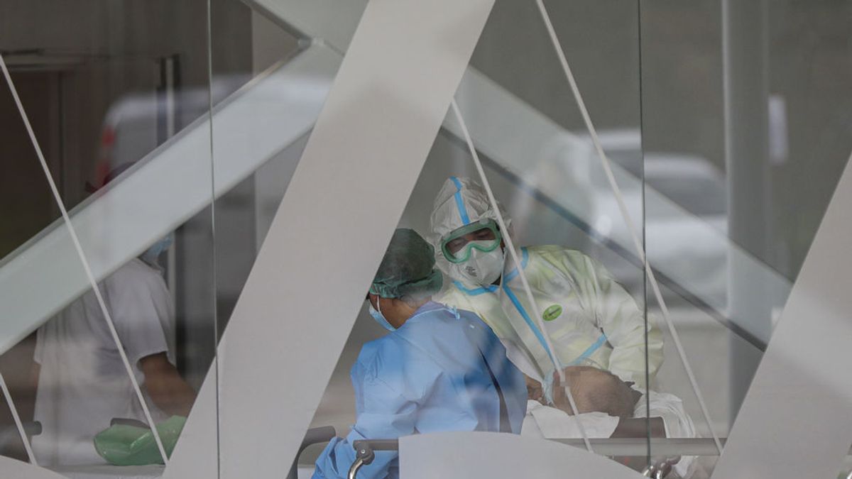 El Gobierno declara el Covid-19 como enfermedad profesional en sanitarios El Gobierno declara el Covid-19 como enfermedad profesional en sanitarios