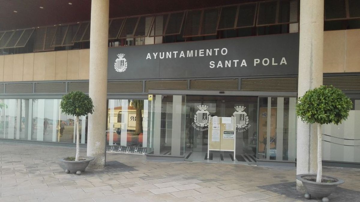 Detenido el concejal de Turismo y Deportes de Santa Pola por presuntos malos tratos a su pareja Detenido el concejal de Turismo y Deportes de Santa Pola por presuntos malos tratos a su pareja
