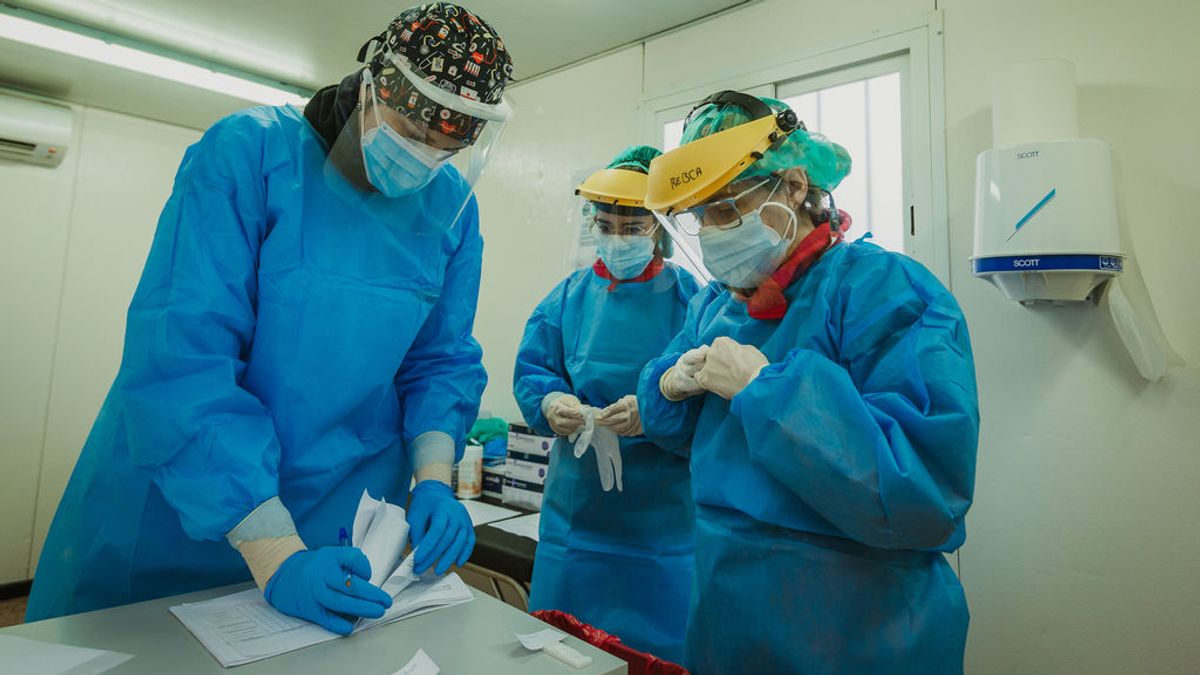Castilla León estudia traslados a otras comunidades autónomas en un momento de "tensión extrema" Castilla León estudia traslados a otras comunidades autónomas en un momento de "tensión extrema"