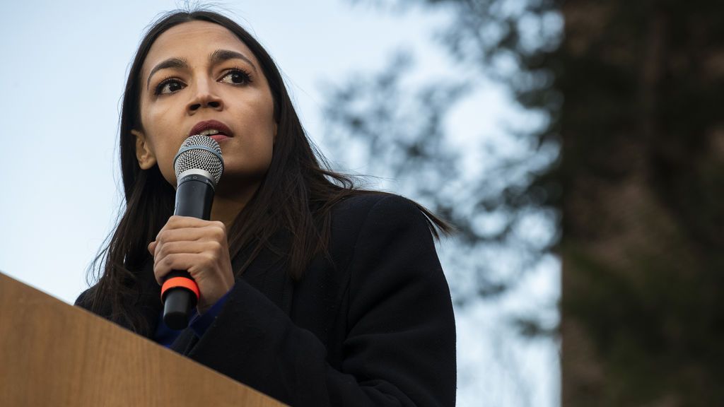 La congresista demócrata Alexandria Ocasio-Cortez revela que fue agredida sexualmente La congresista demócrata Alexandria Ocasio-Cortez revela que fue agredida sexualmente