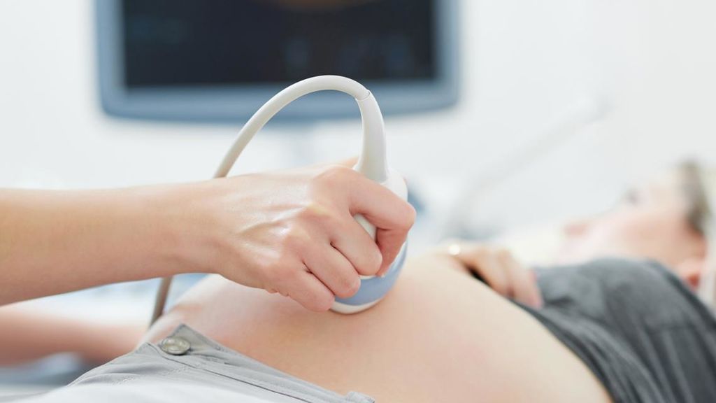 La inducción puede provocar distintas complicaciones, tanto para el bebé como para la madre.
