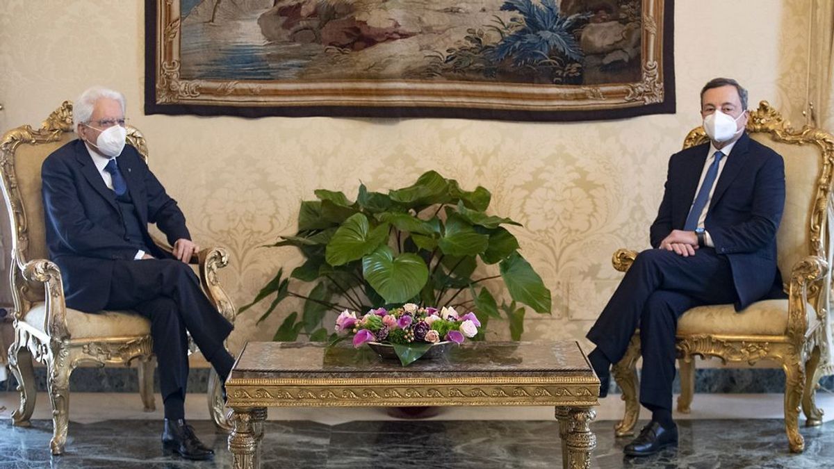 El presidente Mattarella encarga a Draghi formar gobierno en Italia El presidente Mattarella encarga a Draghi formar gobierno en Italia