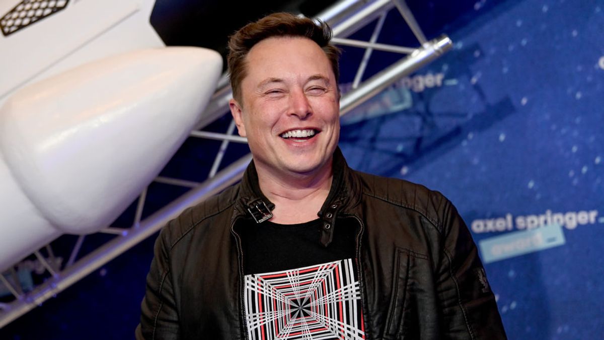 Elon Musk controla ya uno de cada cuatro satélites en órbita