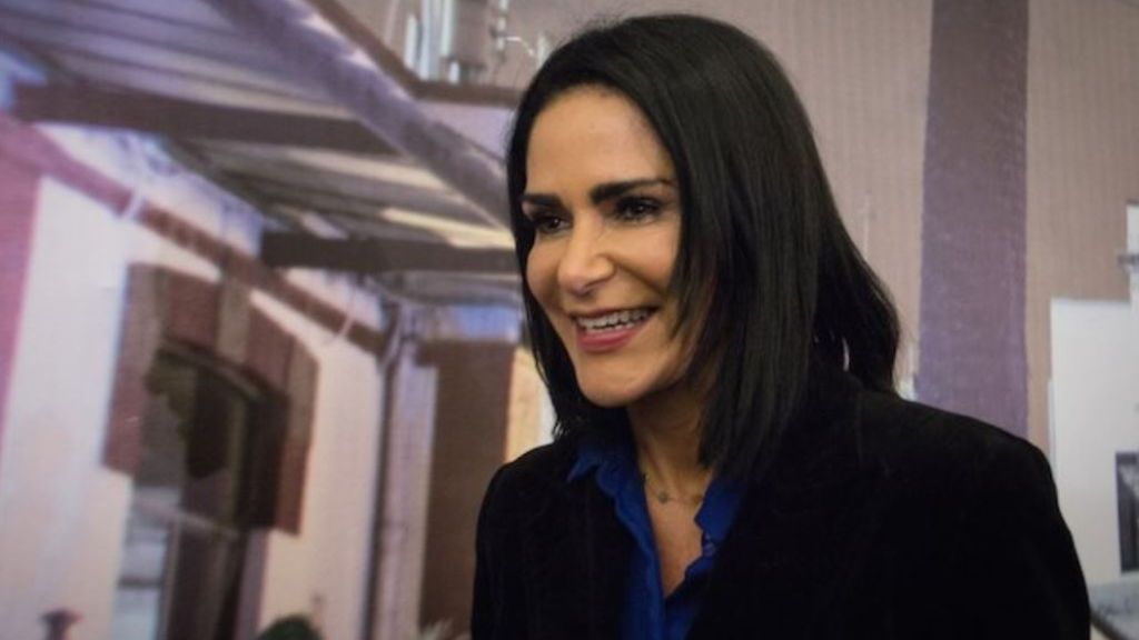 Detienen al exgobernador de Puebla Pablo Marín, acusado de torturar a la periodista Lydia Cacho Detienen al exgobernador de Puebla Pablo Marín, acusado de torturar a la periodista Lydia Cacho