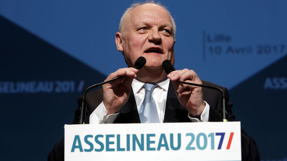 El excandidato presidencial francés François Asselineau, detenido por presuntos abusos sexuales